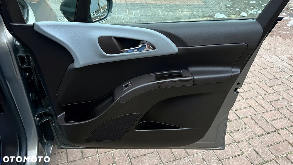 Opel Meriva 1.4 Ecoflex Innovation - 27