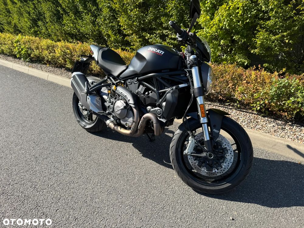 Ducati Monster - 4