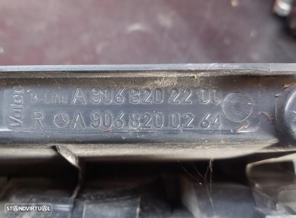 Farolim Stop Direito Mercedes-Benz Sprinter 5-T Caixa (906) - 2