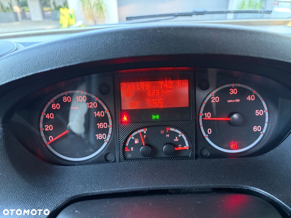 PILOTE G740 XLC - 26