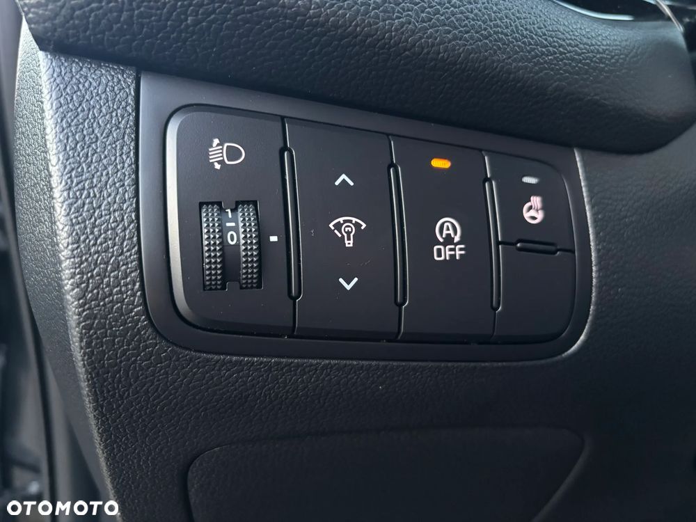 Kia Ceed 1.6 CRDi 136 ISG Platinum Edition - 26