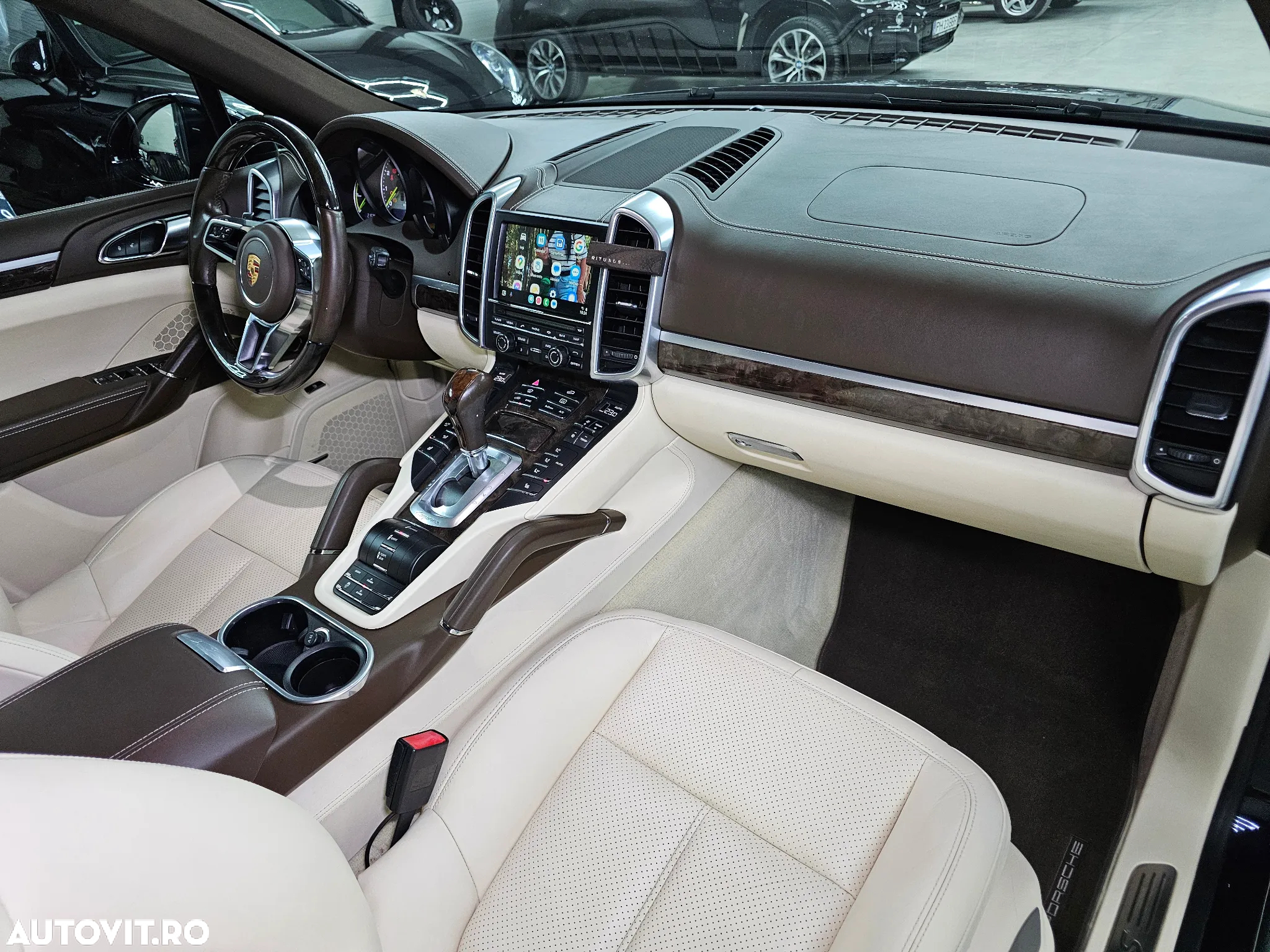 Porsche Cayenne S Hybrid Tiptronic S - 9