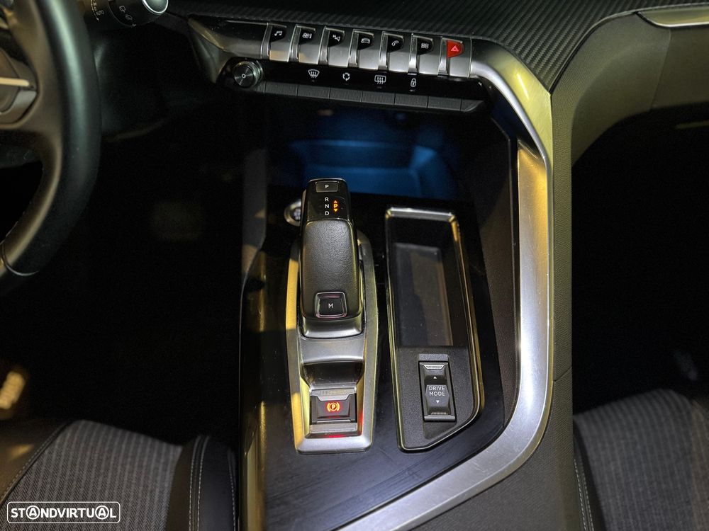 Peugeot 5008 PureTech 130 EAT8 Stop & Start Allure Pack - 11