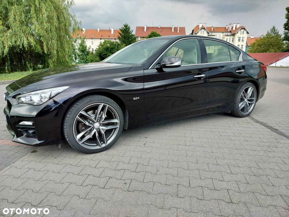 Infiniti Q50 2.0t Sport Sound Studio by Bose - 1