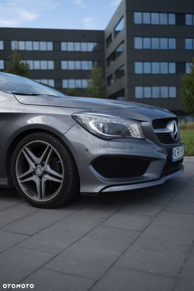 Mercedes-Benz CLA 200 7G-DCT AMG Line - 7