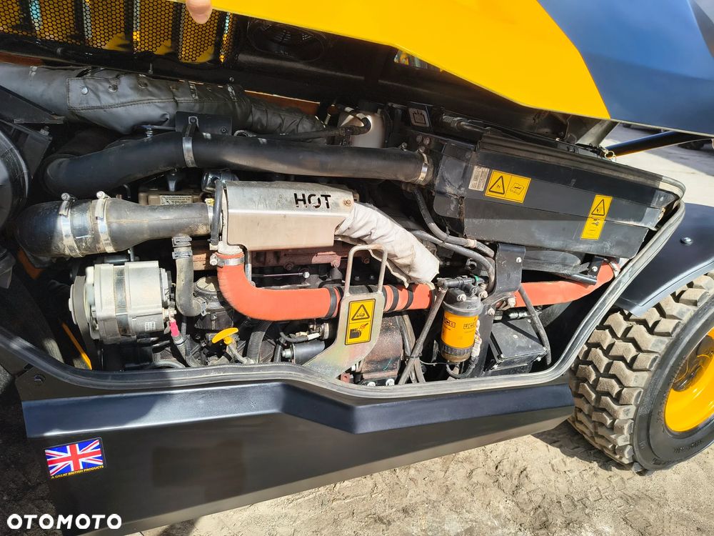 JCB 525-60 JOYSTICK - 17