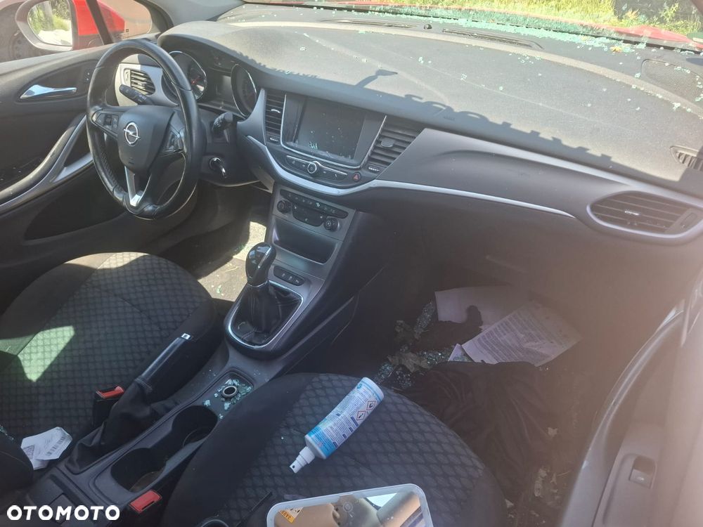 Opel Astra 1.4 T Dynamic S&S - 7