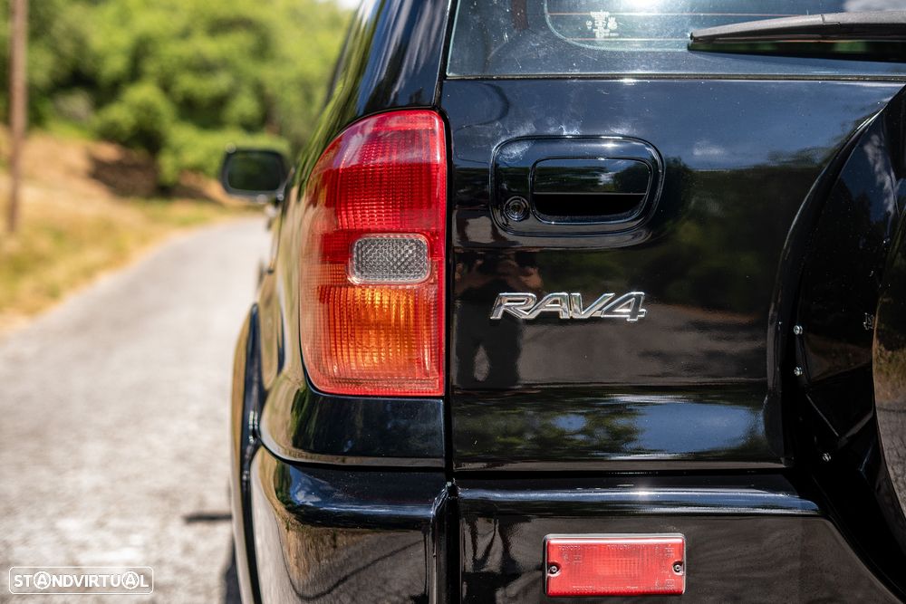 Toyota RAV4 2.0 D-4D Pack 1 - 13