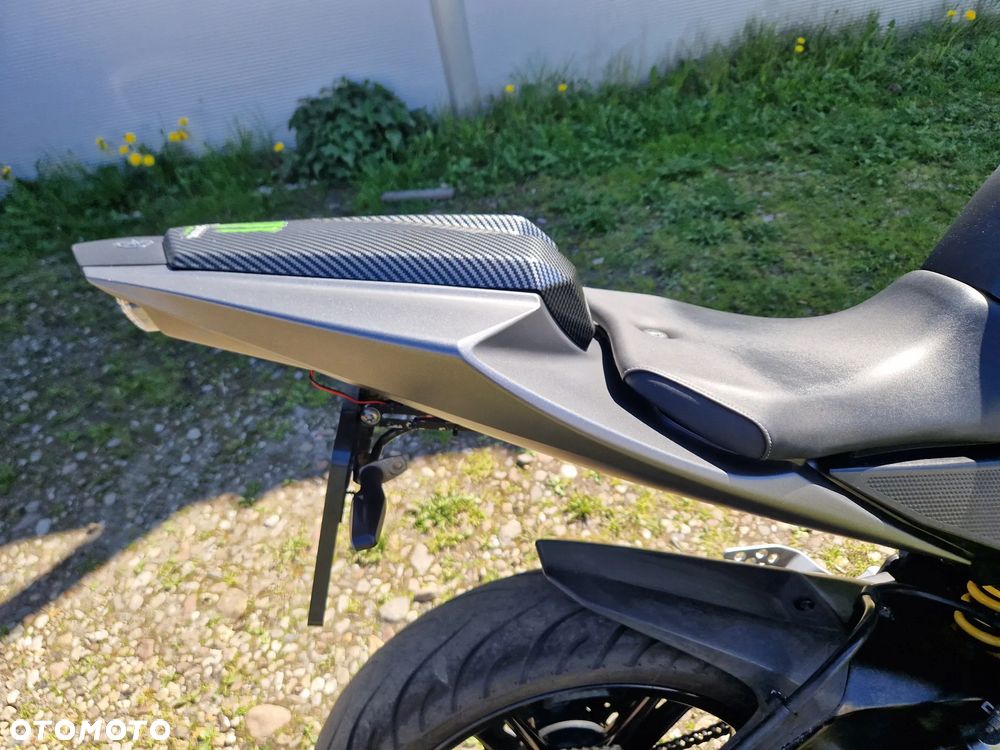 Yamaha R125 - 18