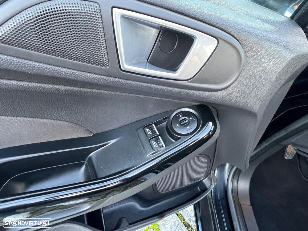 Ford Fiesta 1.0 Ti-VCT Titanium - 14