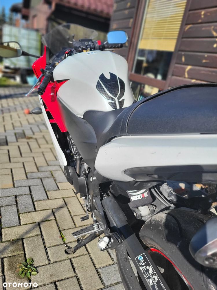 Honda CBR - 8