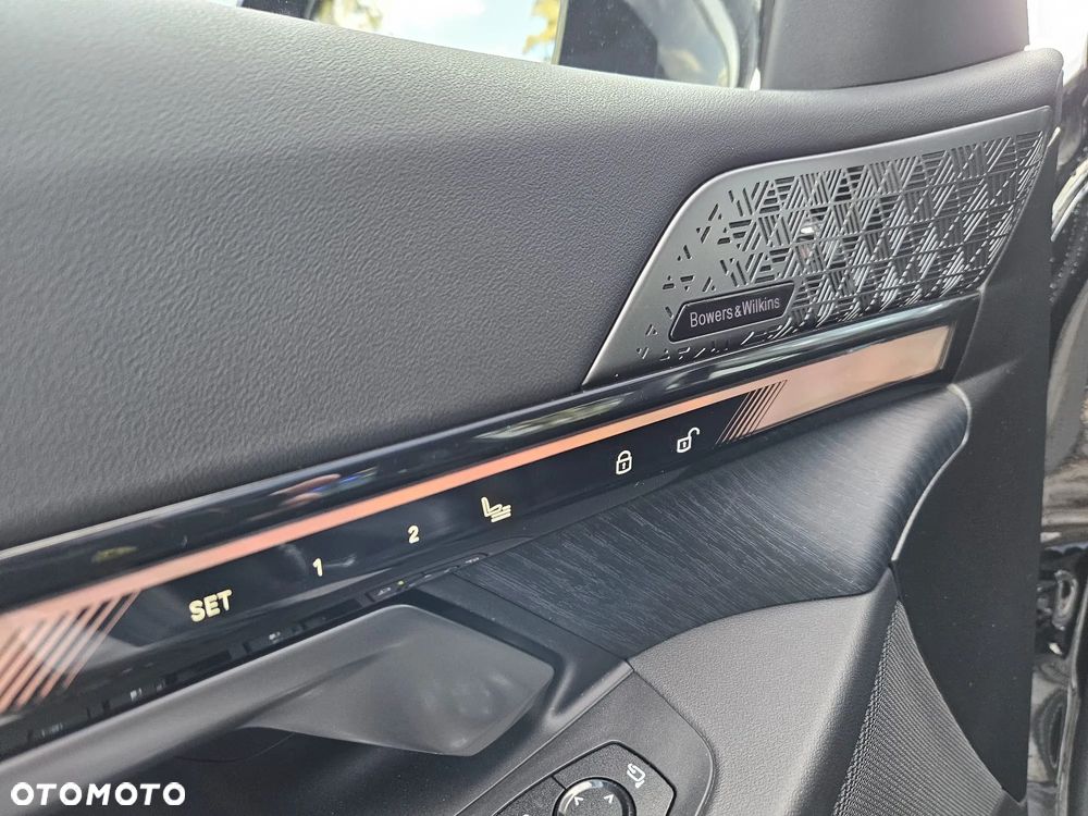 BMW Seria 5 530e PHEV - 13