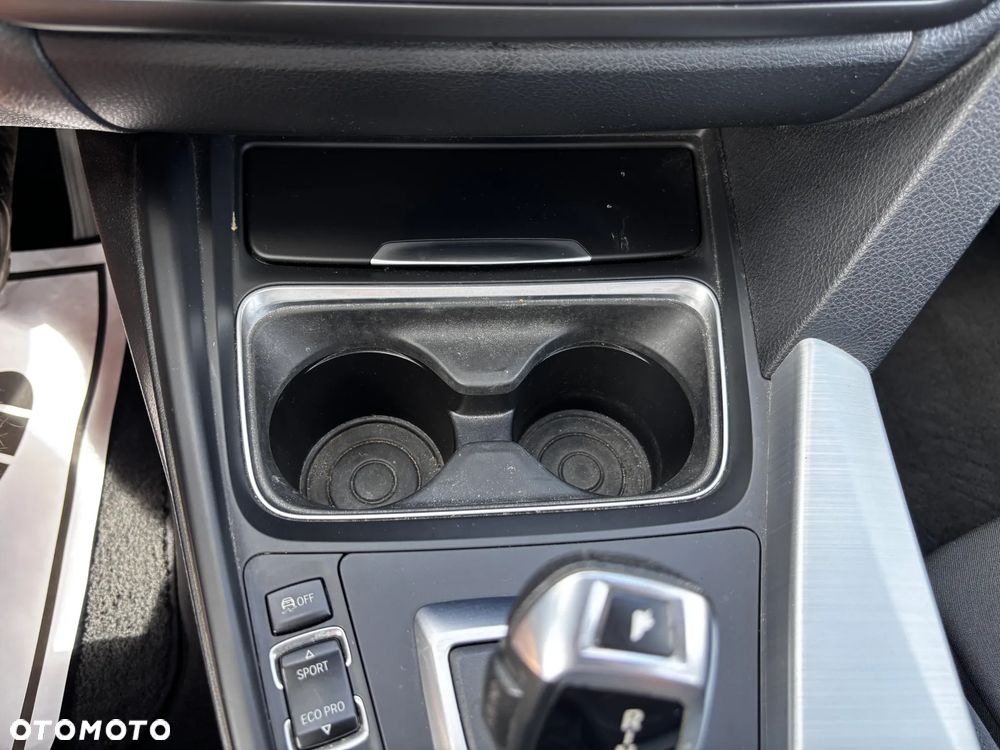 BMW Seria 3 328i Sport-Aut - 25