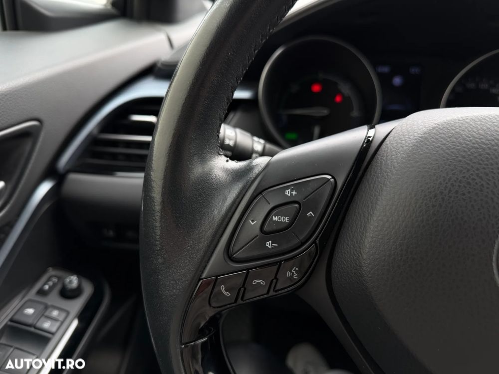 Toyota C-HR 2.0 HSD 184 CP 4x2 CVT C-ult Style - 16
