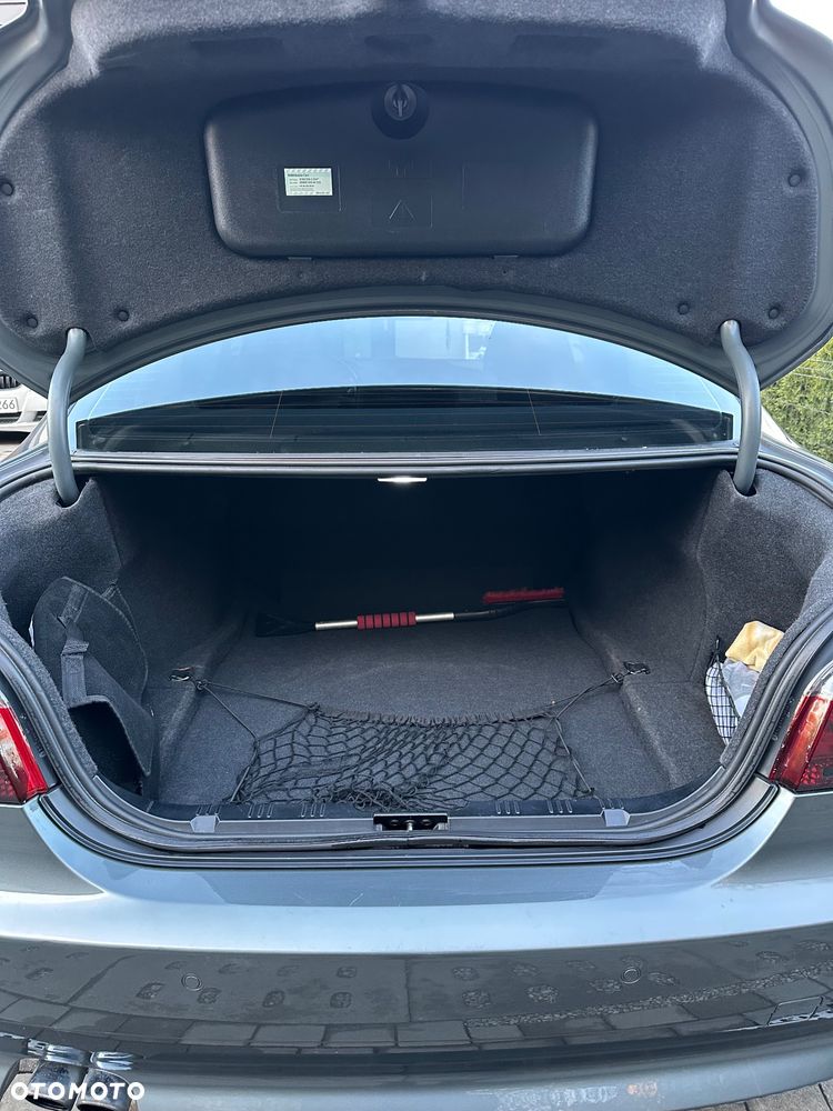 BMW Seria 5 525i - 13