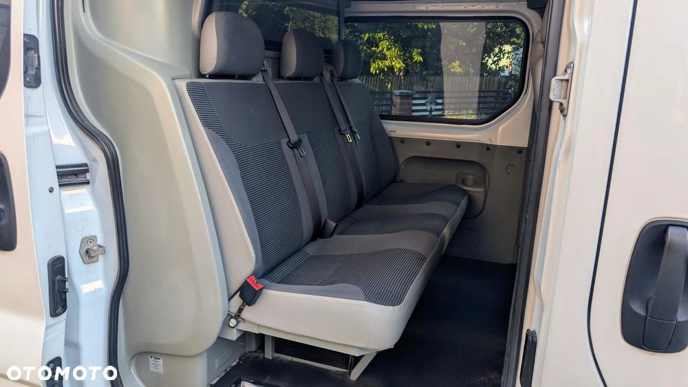 Opel VIVARO - 9