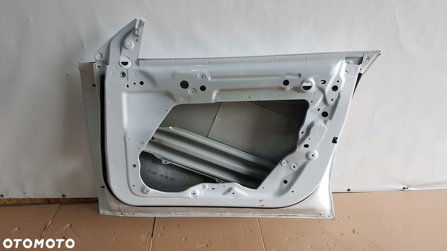 DRZWI PRZÓD PRAWE TESLA MODEL Y 20- - 13