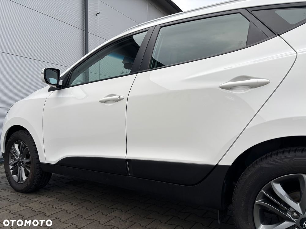 Hyundai ix35 1.6 2WD Fifa World Cup Edition - 17