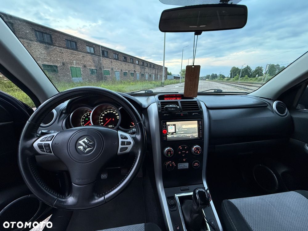 Suzuki Grand Vitara 2.0 Comfort - 13