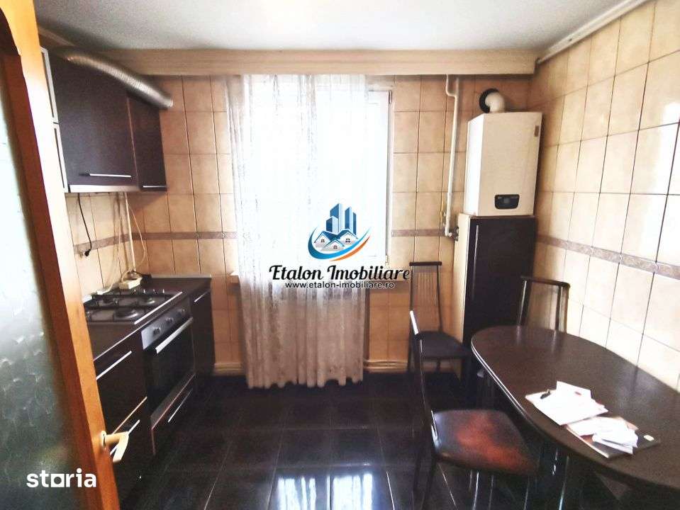 Apartament 4 camere decomandat, etaj 4, Maratei 3 — fotografia 3