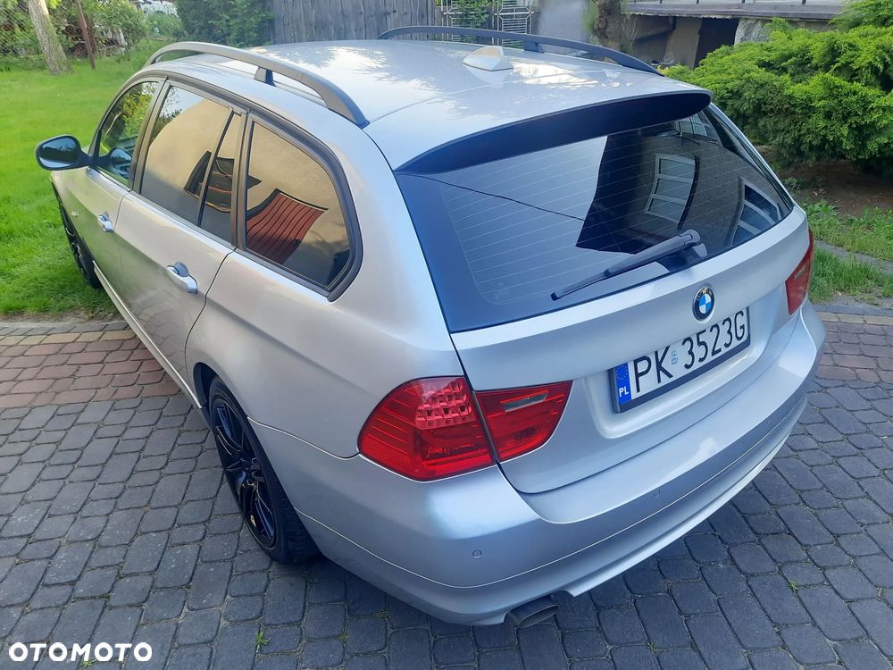 BMW Seria 3 318d - 10