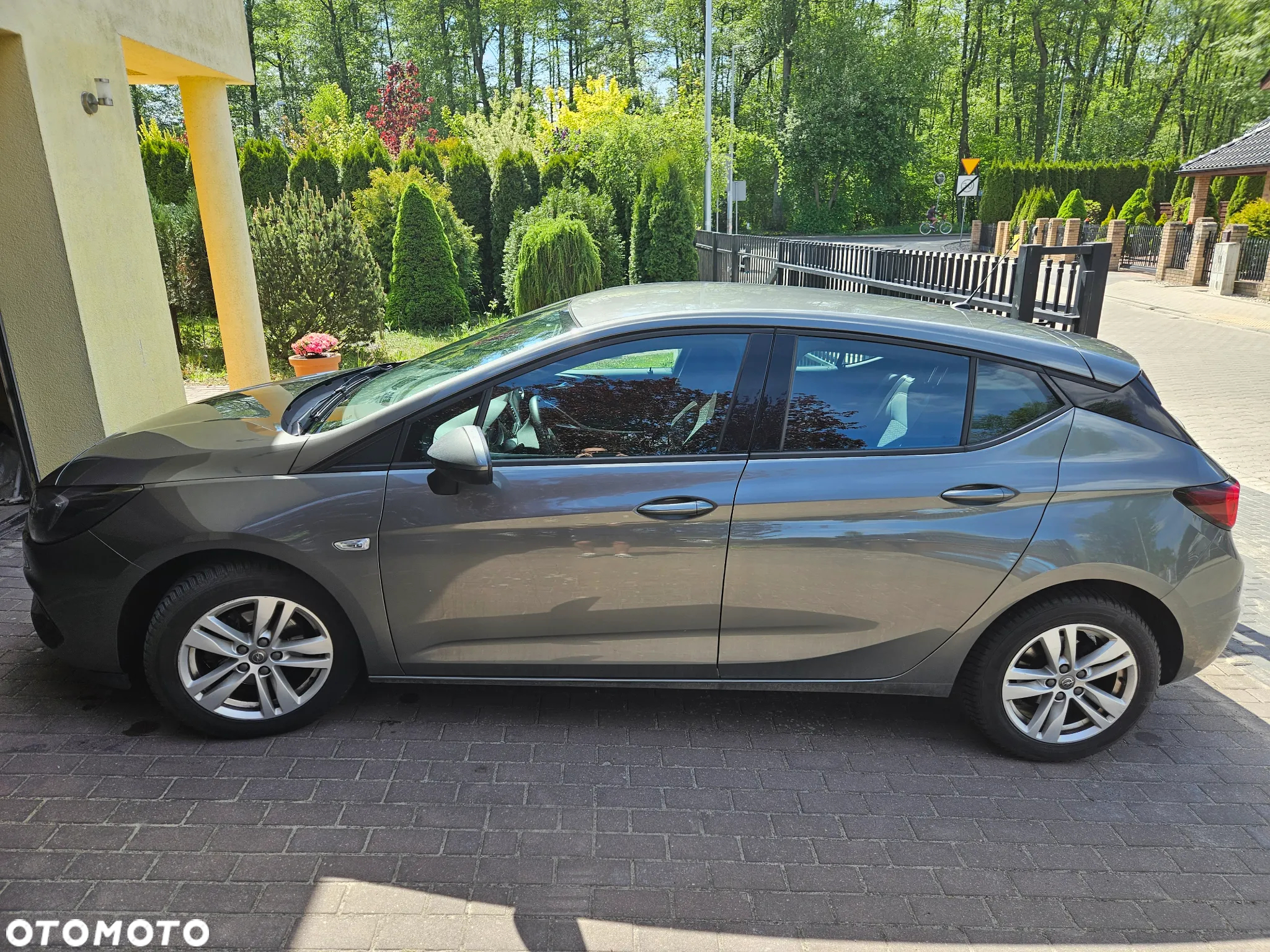 Opel Astra V 1.2 T GS Line S&S - 3