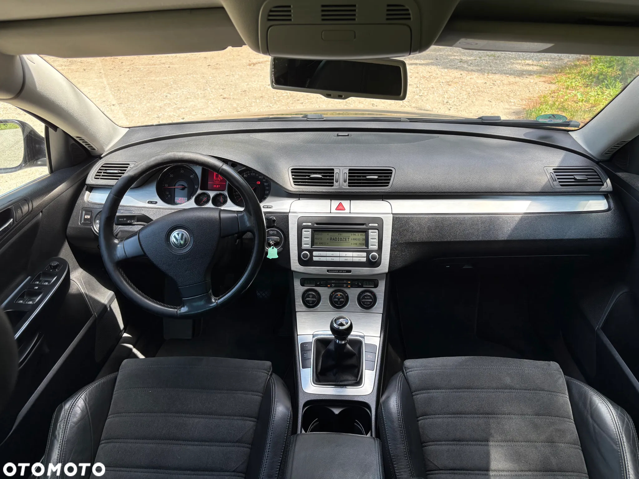 Volkswagen Passat 2.0 TDI Comfortline - 4