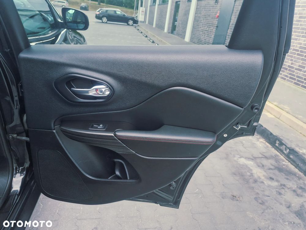 Jeep Cherokee 3.2 V6 Active Drive Lock Trailhawk - 19