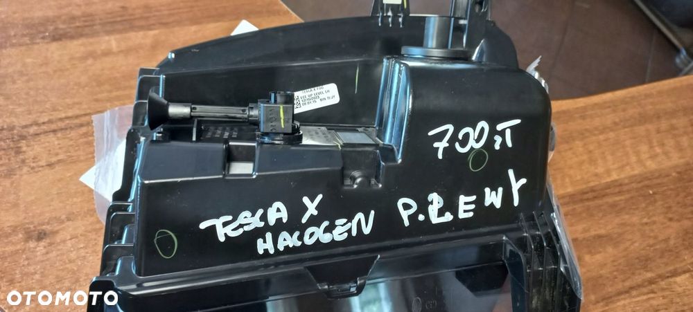 HALOGEN LEWY TESLA X - 3