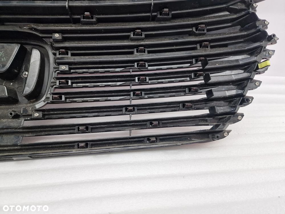 HONDA E HRV III 3  H-RV E-HEV HYBRYDA 21- ATRAPA / GRILL PRZEDNI PRZÓD , NR 08F213M0600 / 08F213M0610 / 08F213M0600A , NR AUKCJI GR2 - 19