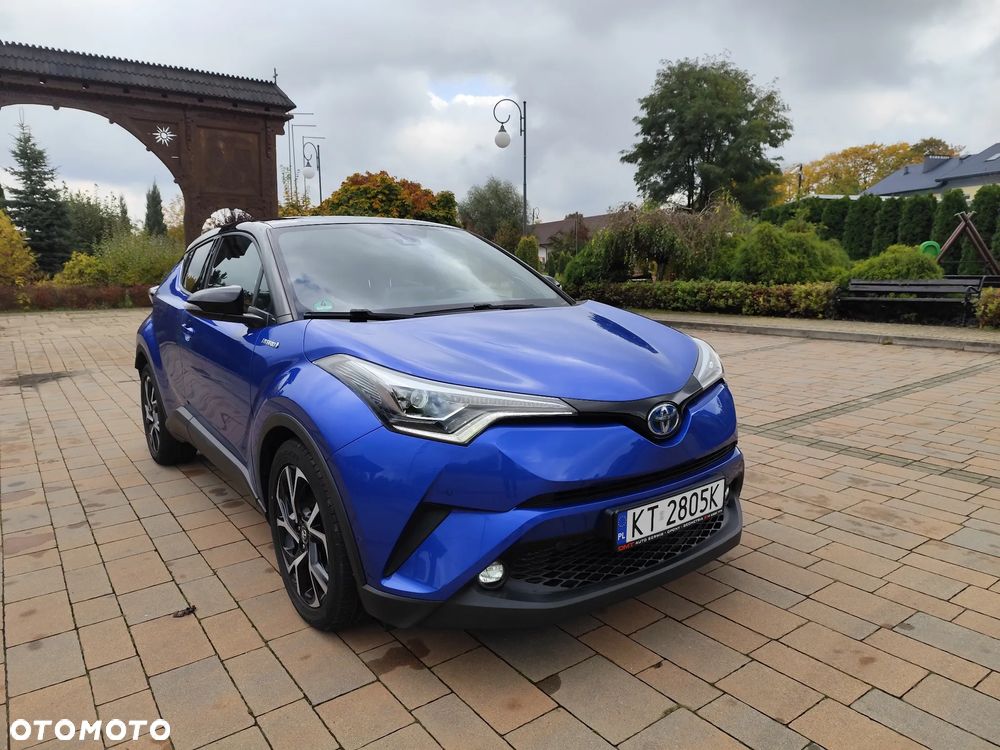Toyota C-HR Hybrid Style Selection - 38