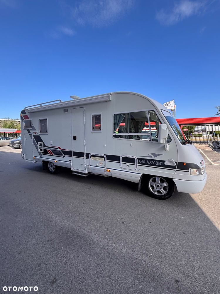 Mercedes-Benz Sprinter Pilote Galaxy 881 - 1