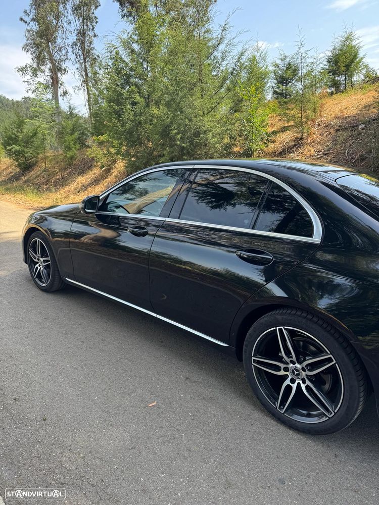 Mercedes-Benz E 220 d AMG Line - 4