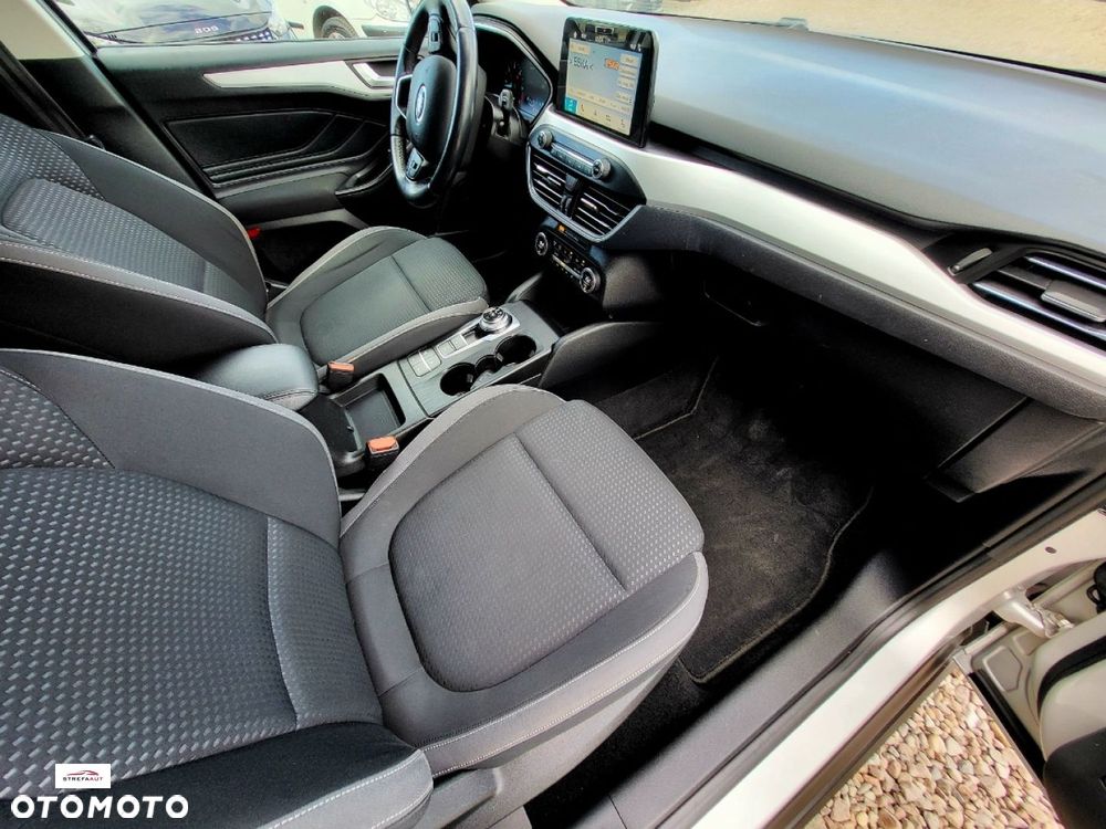 Ford Focus - 26
