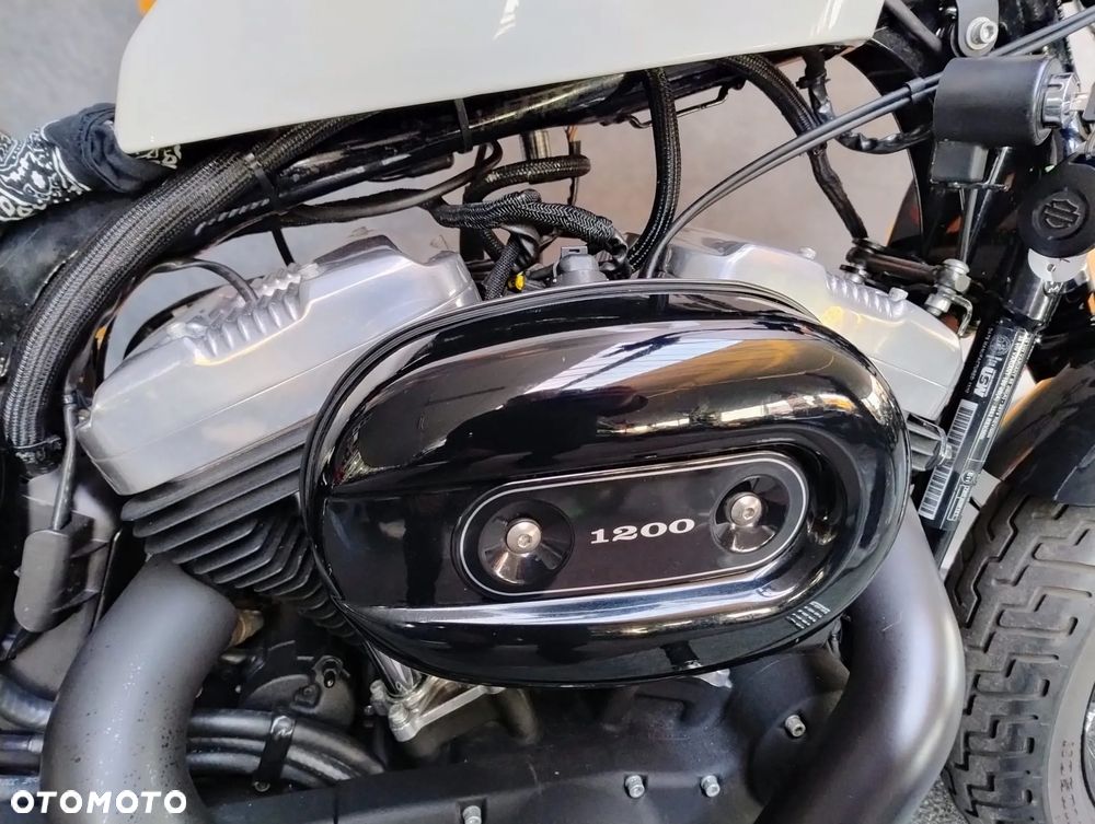 Harley-Davidson Sportster Forty-Eight - 29