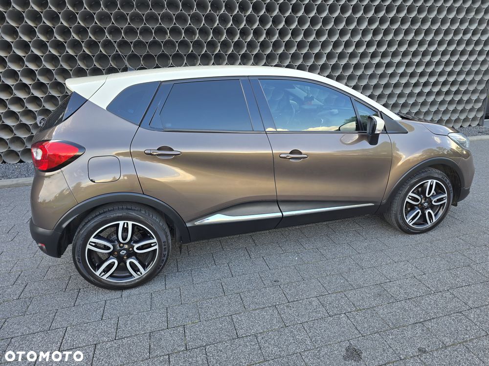 Renault Captur 1.2 TCe Helly Hansen EDC - 4