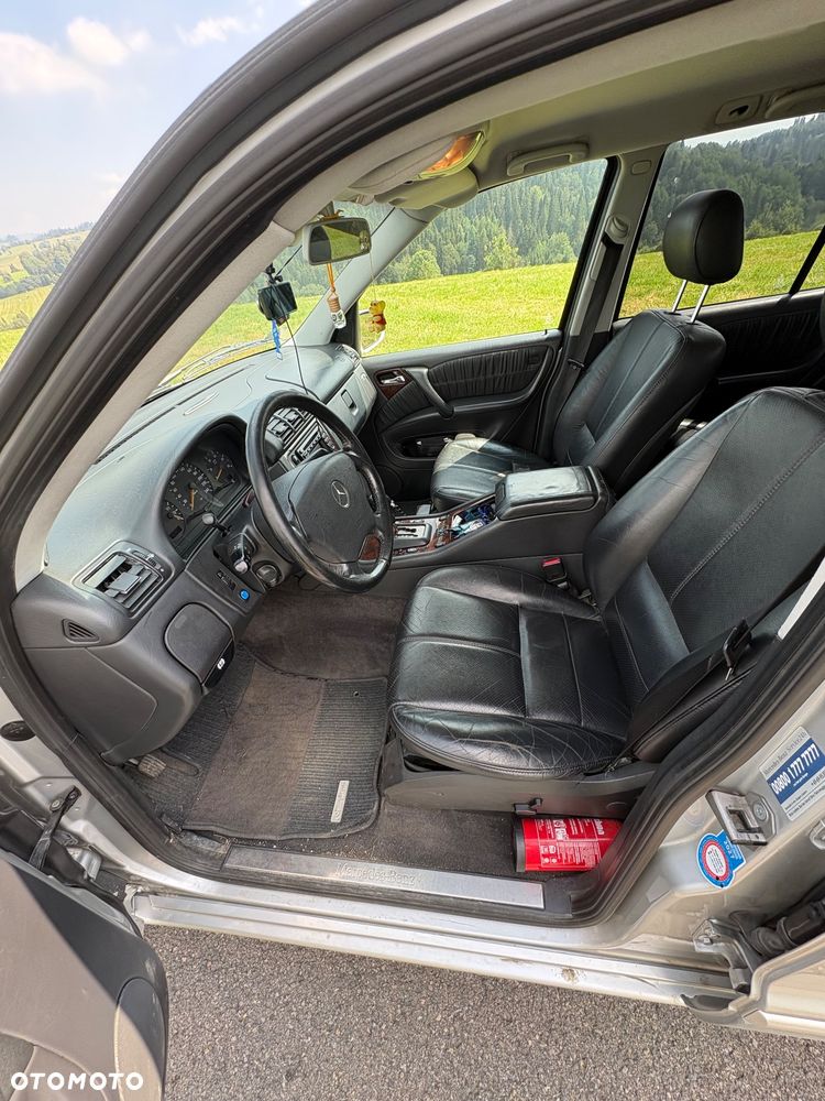 Mercedes-Benz ML - 9