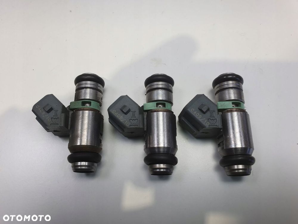 WTRYSKIWACZ Seat Ibiza II 1.6 8V _ wtrysk IWP023 - 1
