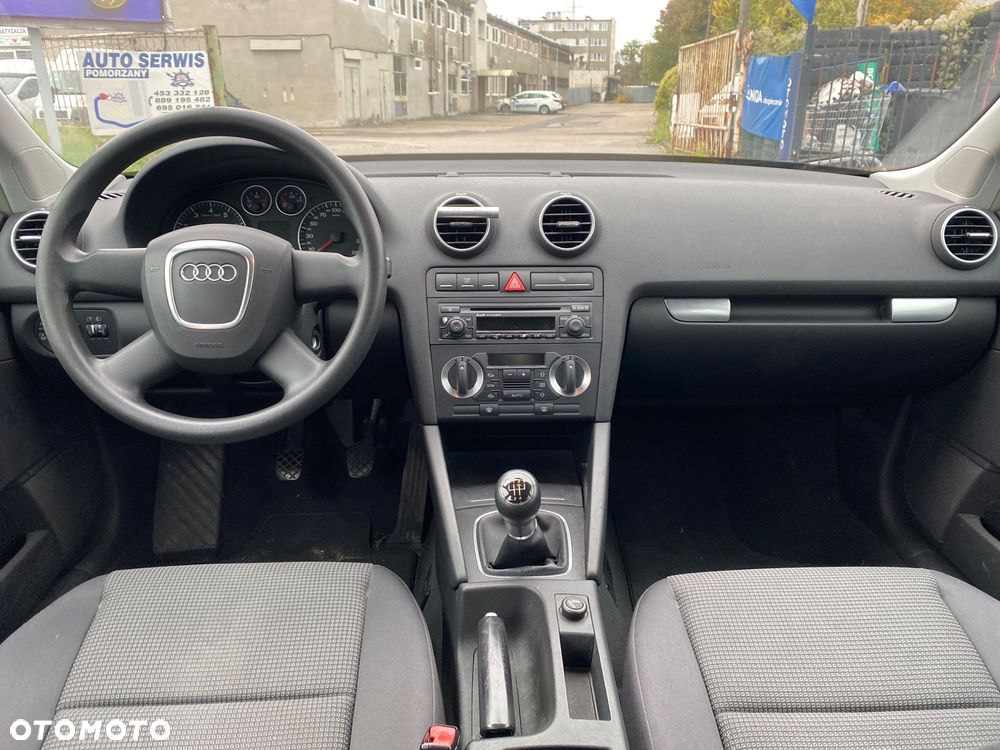 Audi A3 Sportback 1.6 Attraction - 30
