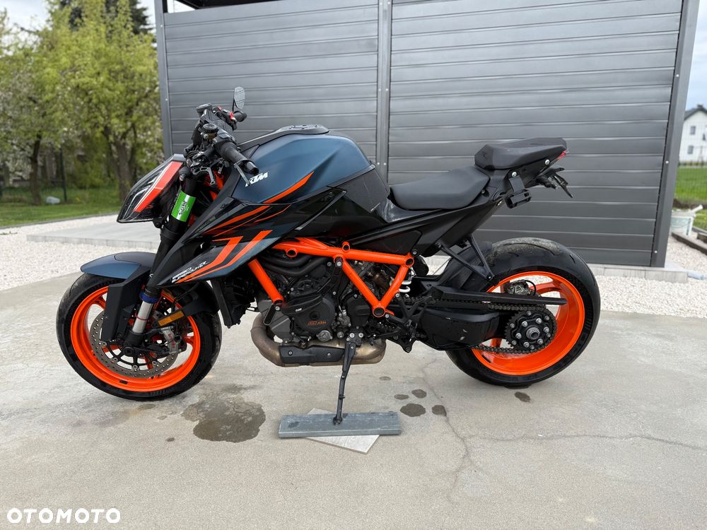 KTM Super Duke - 10