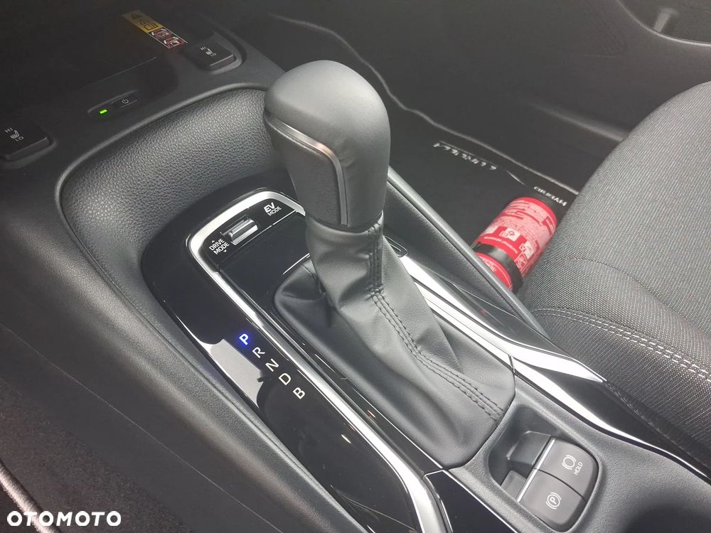 Toyota Corolla 1.8 Hybrid Style - 28