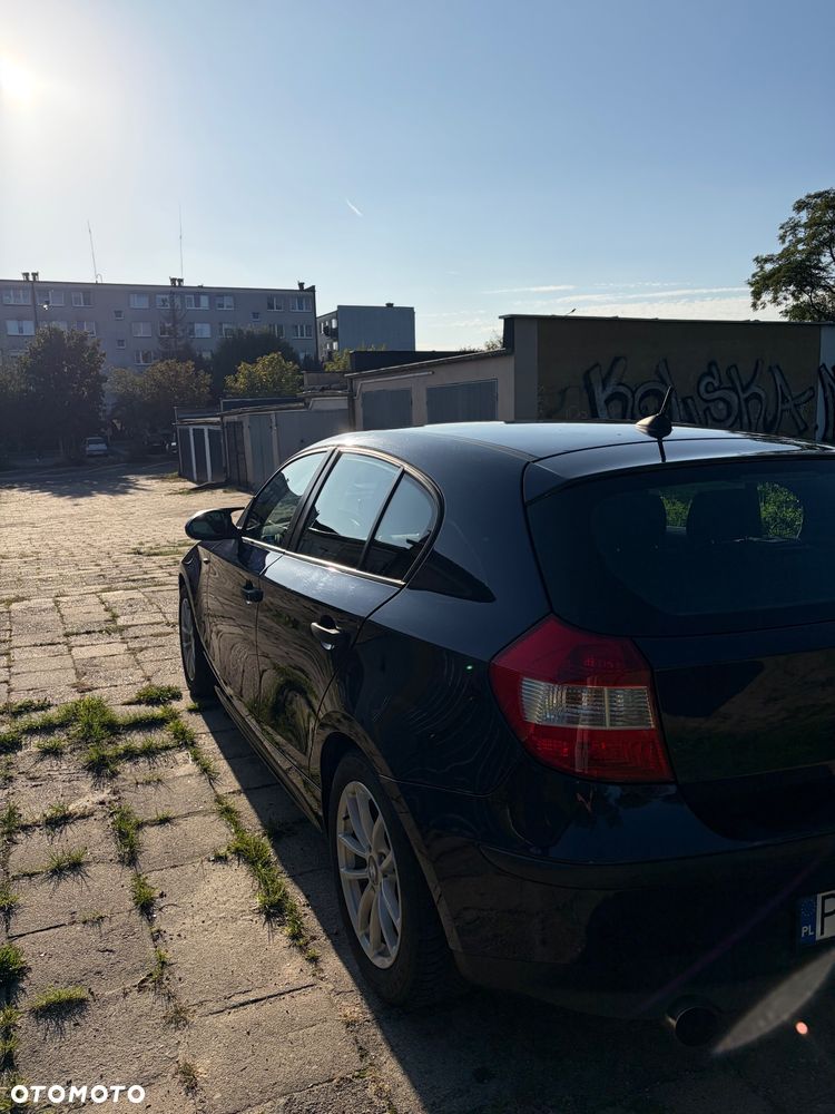 BMW Seria 1 118i - 6