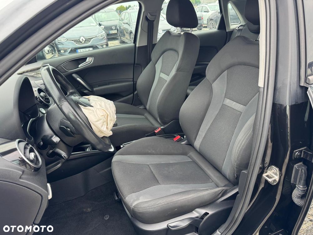 Audi A1 Sportback 1.6 TDI Design S tronic - 19