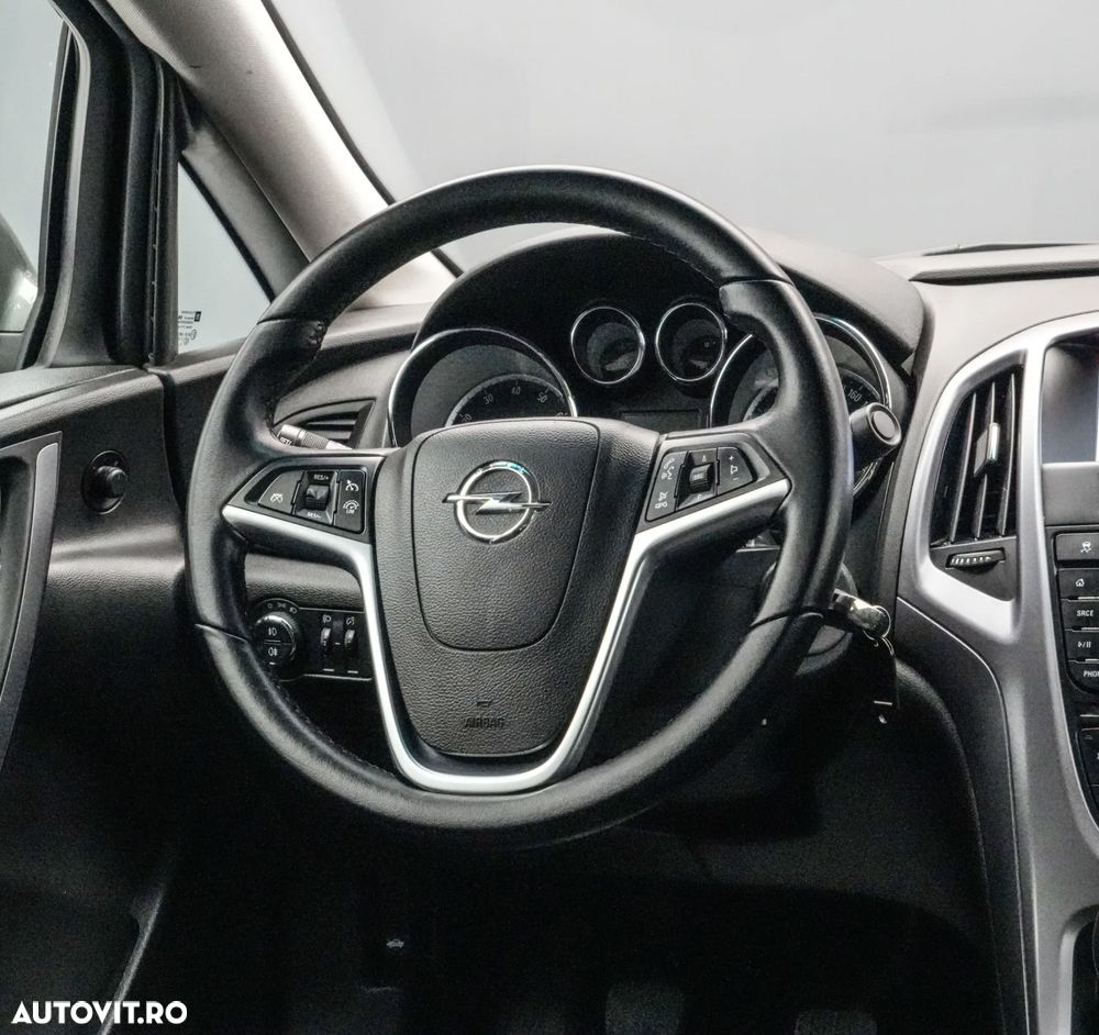 Opel Astra 1.4 Turbo ECOTEC Start/Stop Cosmo - 18