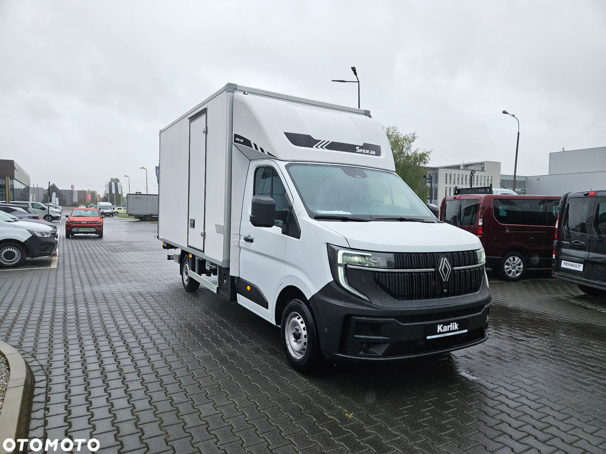 Renault nowy Master kontener 8 EP + winda - 3