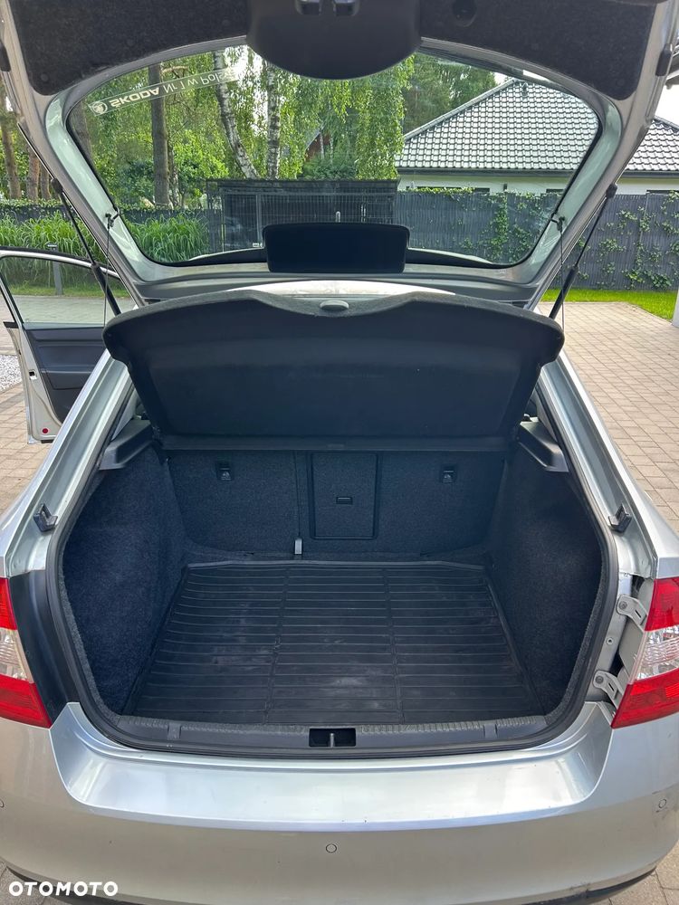 Skoda RAPID - 6