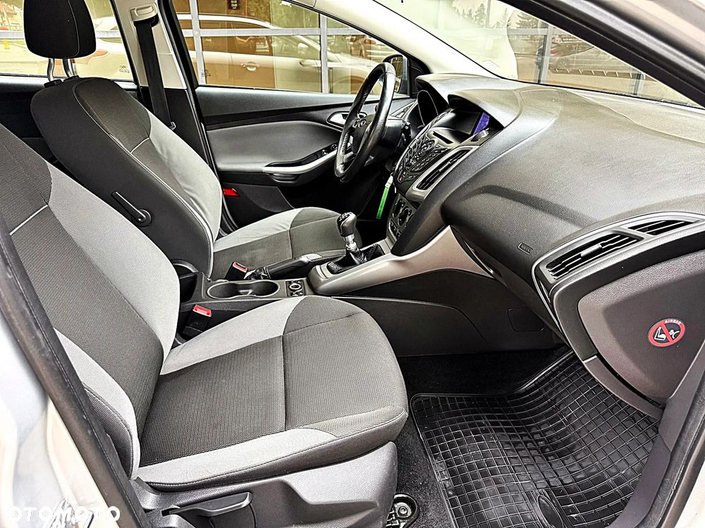 Ford Focus 1.6 TDCi DPF Titanium - 20