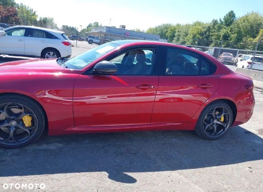 Alfa Romeo Giulia 2.0 Turbo 16V AT8 Super - 14
