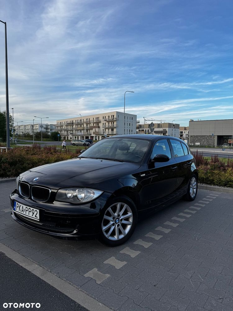 BMW Seria 1 120d - 4