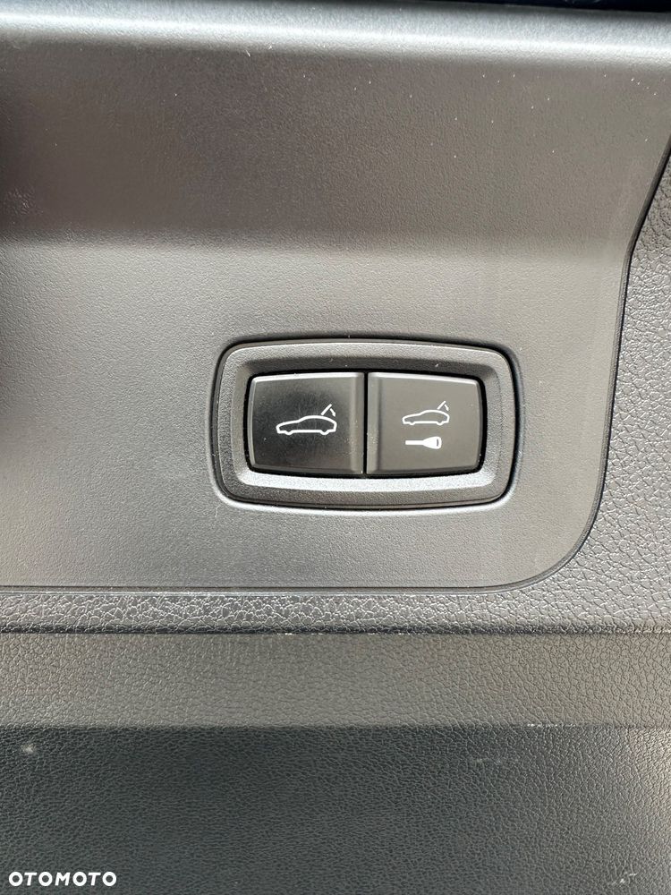 Porsche Panamera 4S - 12